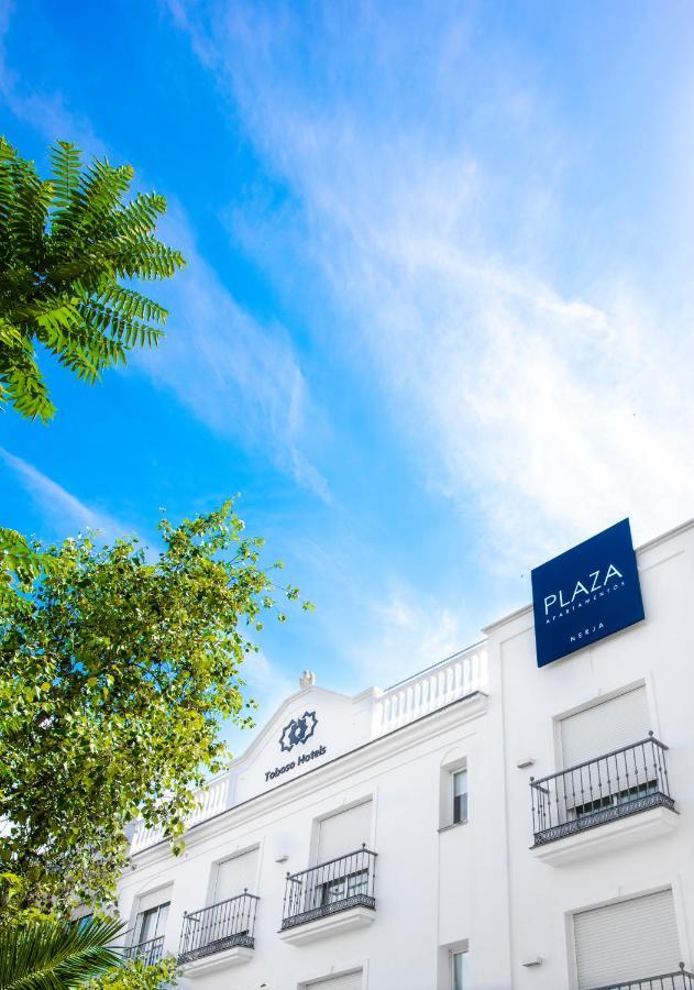 Apartamentos Toboso Plaza Nerja Exterior photo Plaza Residences